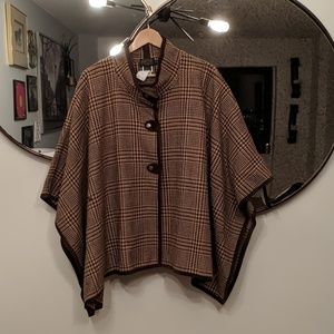 Stylish wool NWT Pendleton Cape!